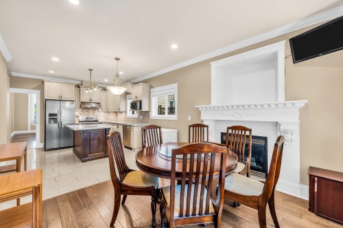 8480 Francis Road, Richmond, BC - Indoor Photo Showing Dining Room