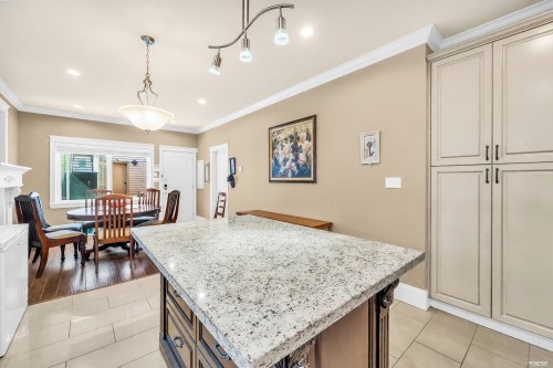 8480 Francis Road, Richmond, BC - Indoor