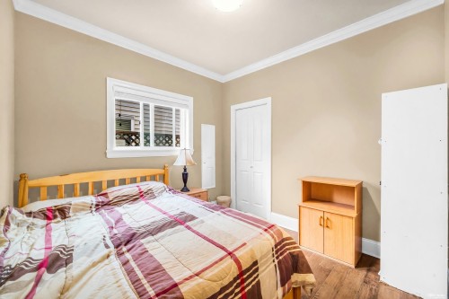 8480 Francis Road, Richmond, BC - Indoor Photo Showing Bedroom