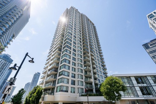 2002-570 Emerson Street  Coquitlam, BC V3J 0G3
