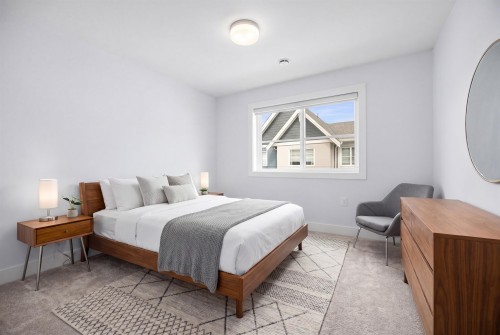 7-5377 8A Avenue, Delta, BC - Indoor Photo Showing Bedroom