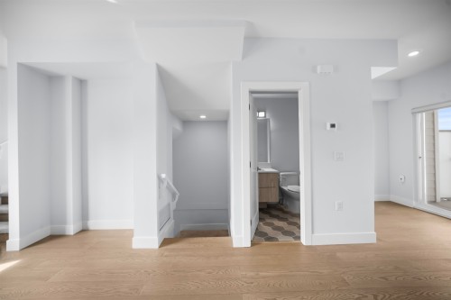 7-5377 8A Avenue, Delta, BC - Indoor Photo Showing Other Room
