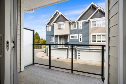 7-5377 8A Avenue, Delta, BC - Outdoor