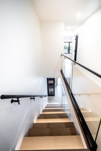 7962 Inverness Street, Vancouver, BC - Indoor Photo Showing Other Room