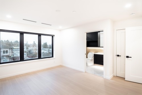 7960 Inverness Street, Vancouver, BC - Indoor Photo Showing Other Room
