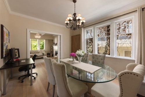 7952 15Th Avenue, Burnaby, BC - Indoor Photo Showing Dining Room