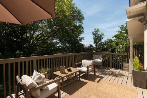 7952 15Th Avenue, Burnaby, BC - Outdoor With Exterior