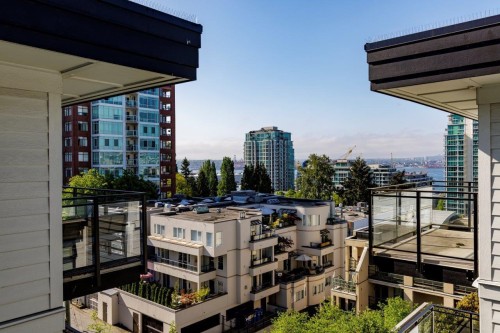 514-111 3Rd Street E, North Vancouver, BC - Outdoor