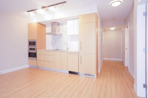 606-159 2nd Avenue W Vancouver, BC V5Y 0L8