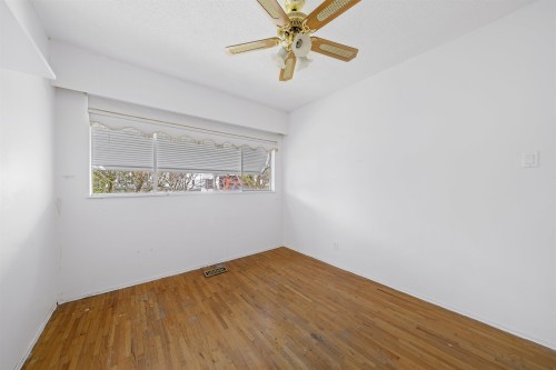 3356 Liverpool Street, Port Coquitlam, BC - Indoor Photo Showing Other Room