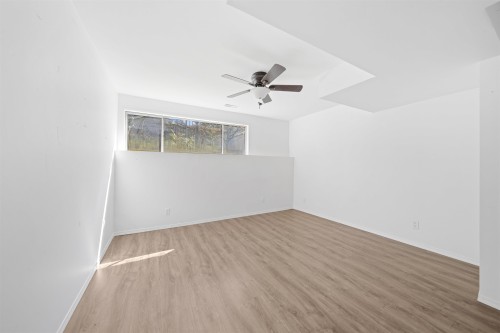 3356 Liverpool Street, Port Coquitlam, BC - Indoor Photo Showing Other Room