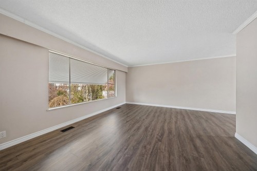3356 Liverpool Street, Port Coquitlam, BC - Indoor Photo Showing Other Room