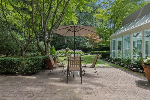 308-1327 Keith Road E, North Vancouver, BC - Outdoor