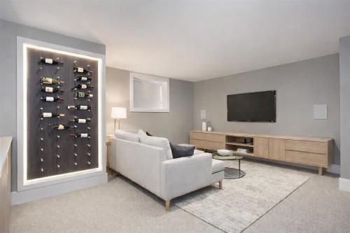 356 28Th Street W, North Vancouver, BC - Indoor Photo Showing Other Room