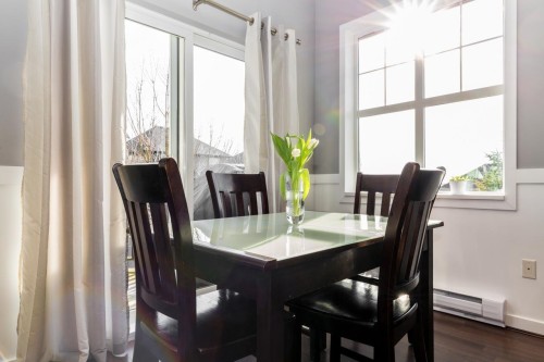 3355 Devonshire Avenue, Coquitlam, BC - Indoor Photo Showing Dining Room