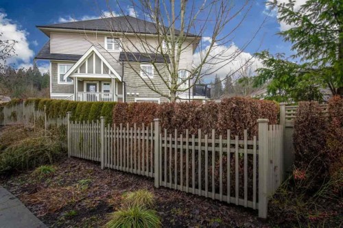 3355 Devonshire Avenue, Coquitlam, BC - Outdoor