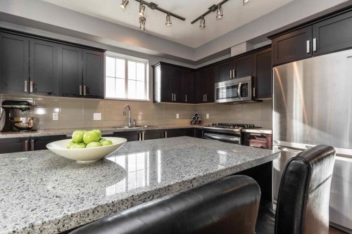 3355 Devonshire Avenue, Coquitlam, BC - Indoor Photo Showing Kitchen With Stainless Steel Kitchen With Upgraded Kitchen
