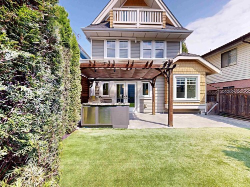 1338 23Rd Avenue E, Vancouver, BC - Outdoor With Balcony