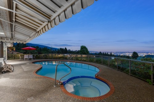 1285 Chartwell Crescent, West Vancouver, BC - Outdoor With In Ground Pool