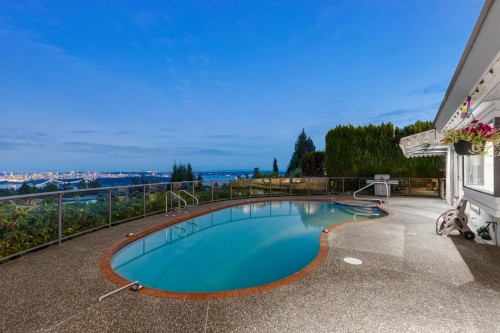 1285 Chartwell Crescent, West Vancouver, BC - Outdoor With In Ground Pool