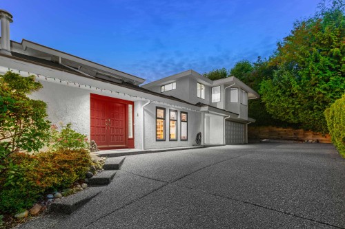 1285 Chartwell Crescent, West Vancouver, BC - Outdoor