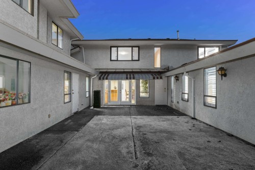 1285 Chartwell Crescent, West Vancouver, BC - Outdoor