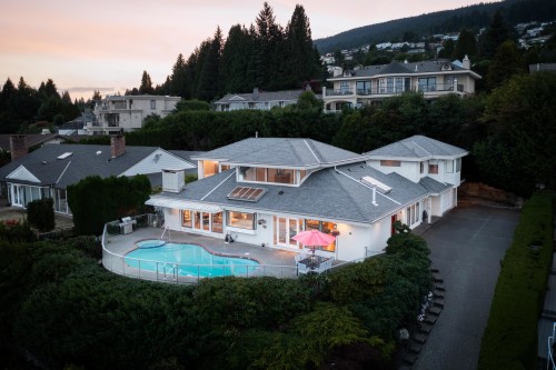 1285 Chartwell Crescent, West Vancouver, BC - Outdoor With In Ground Pool