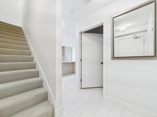 3544 Sawmill Crescent, Vancouver, BC - Indoor Photo Showing Other Room