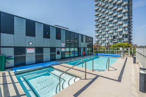 3544 Sawmill Crescent, Vancouver, BC - Outdoor With In Ground Pool