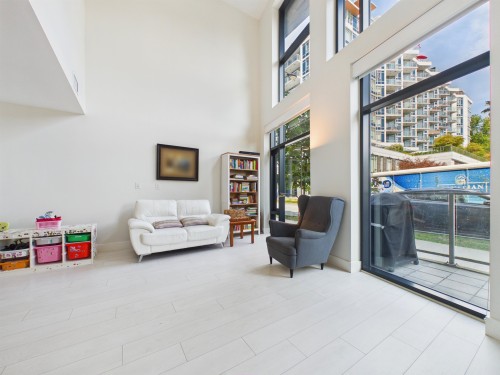 3544 Sawmill Crescent, Vancouver, BC - Indoor