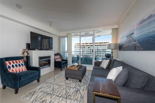 1003-133 Esplanade E, North Vancouver, BC - Indoor Photo Showing Living Room With Fireplace