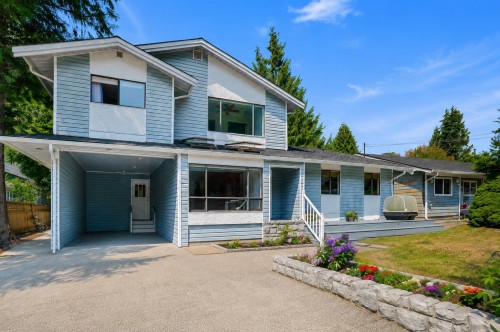 38089 Guilford Drive  Squamish, BC V8B 0X5