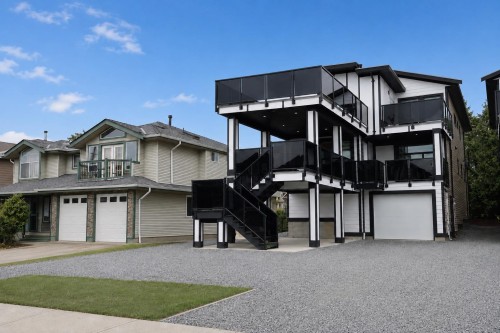 341 Johnston Street  New Westminster, BC V3M 5H4