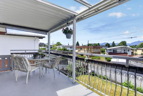 2871 18Th Avenue E, Vancouver, BC 