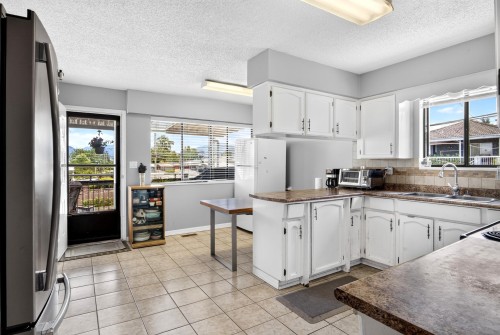 2871 18Th Avenue E, Vancouver, BC 
