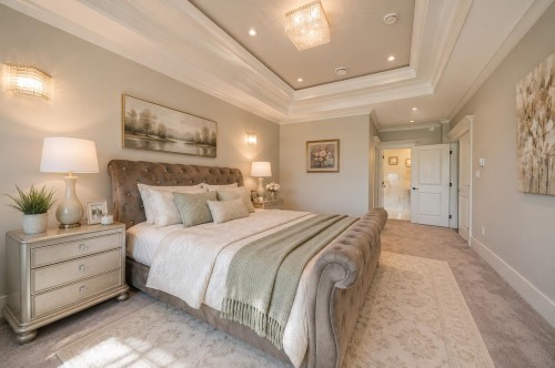 10320 Dennis Crescent, Richmond, BC - Indoor Photo Showing Bedroom