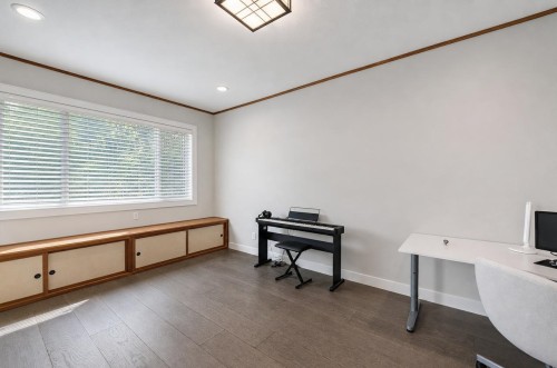 2374 35Th Avenue W, Vancouver, BC - Indoor