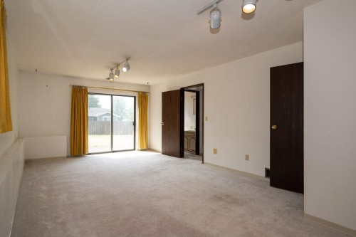 1950 Wiltshire Avenue, Coquitlam, BC - Indoor Photo Showing Other Room