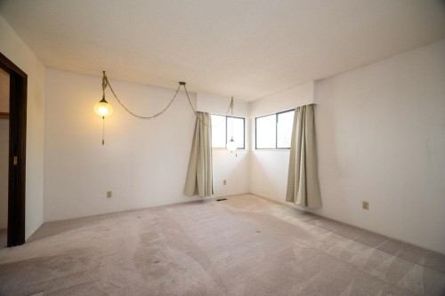 1950 Wiltshire Avenue, Coquitlam, BC - Indoor Photo Showing Other Room