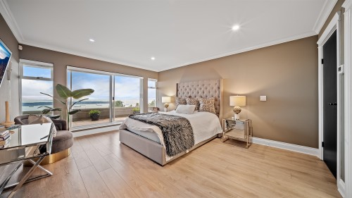 1439 Chippendale Road, West Vancouver, BC - Indoor Photo Showing Bedroom