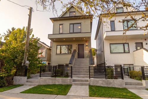 1937 Templeton Drive, Vancouver, BC 