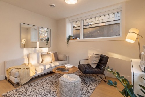 1937 Templeton Drive, Vancouver, BC 