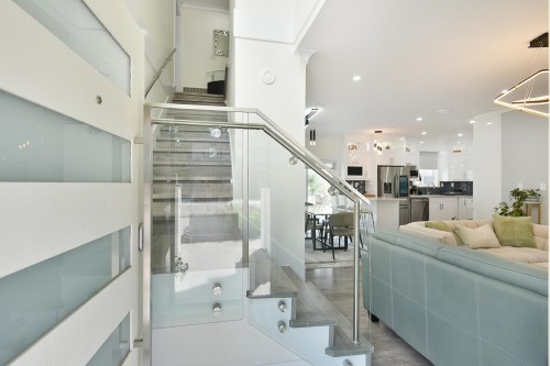 514 Jordan Way, Gibsons, BC - Indoor Photo Showing Other Room