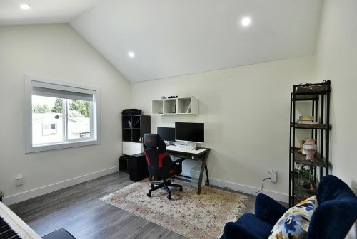 514 Jordan Way, Gibsons, BC - Indoor Photo Showing Office