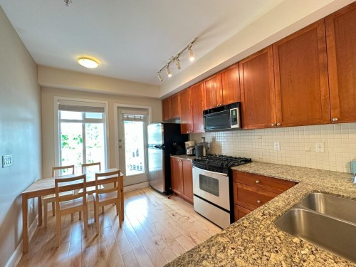 4388 Bayview Street, Richmond, BC - Indoor Photo Showing Kitchen With Double Sink