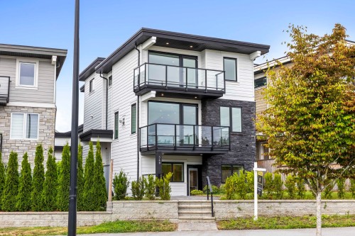 340 Keith Road E, North Vancouver, BC - Outdoor