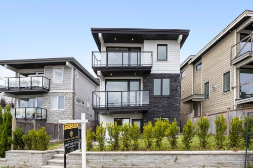 340 Keith Road E, North Vancouver, BC - Outdoor