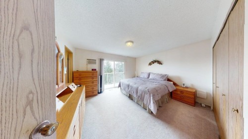 197 Warrick Street, Coquitlam, BC - Indoor Photo Showing Bedroom