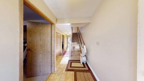 197 Warrick Street, Coquitlam, BC - Indoor Photo Showing Other Room