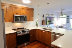 201-414 Gower Point Road Gibsons, BC V0N 1V0